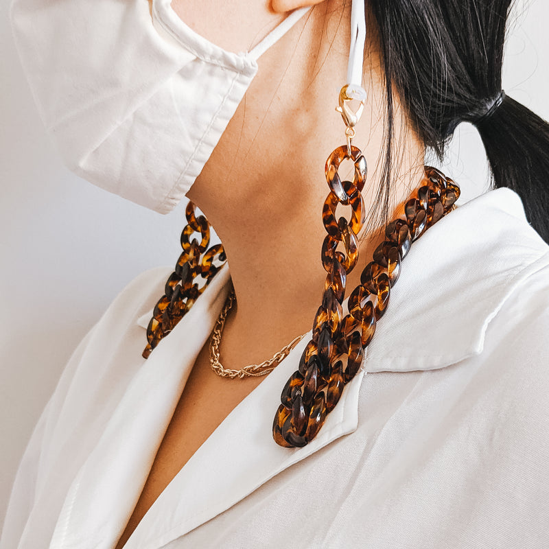 The Chunky Tortoise Convertible Eyewear/Mask Chain